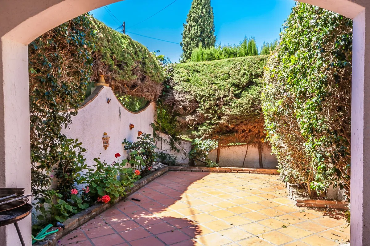 5fd2dd2f-264e-4fca-9e69-4edc6060f8b4