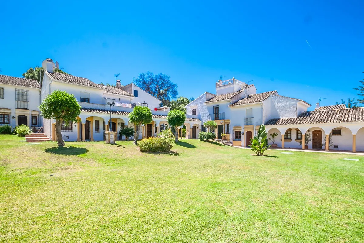 fc17d4f6-b283-47b8-9d74-838cb105109c