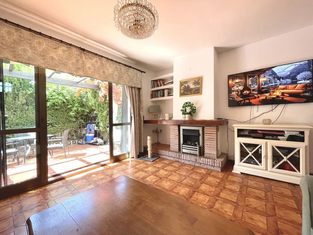 219d0e52-f1d8-47a6-b93b-133ab3341519