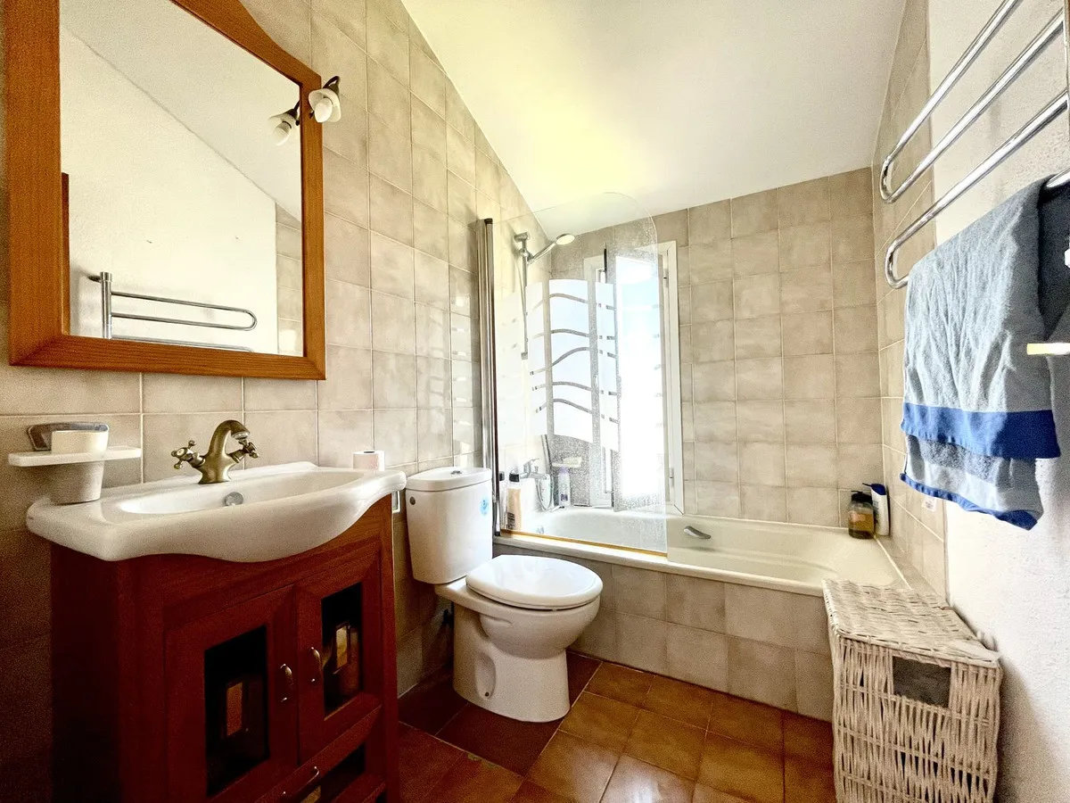 b66144a4-5319-46f4-a058-a591fc43af3b