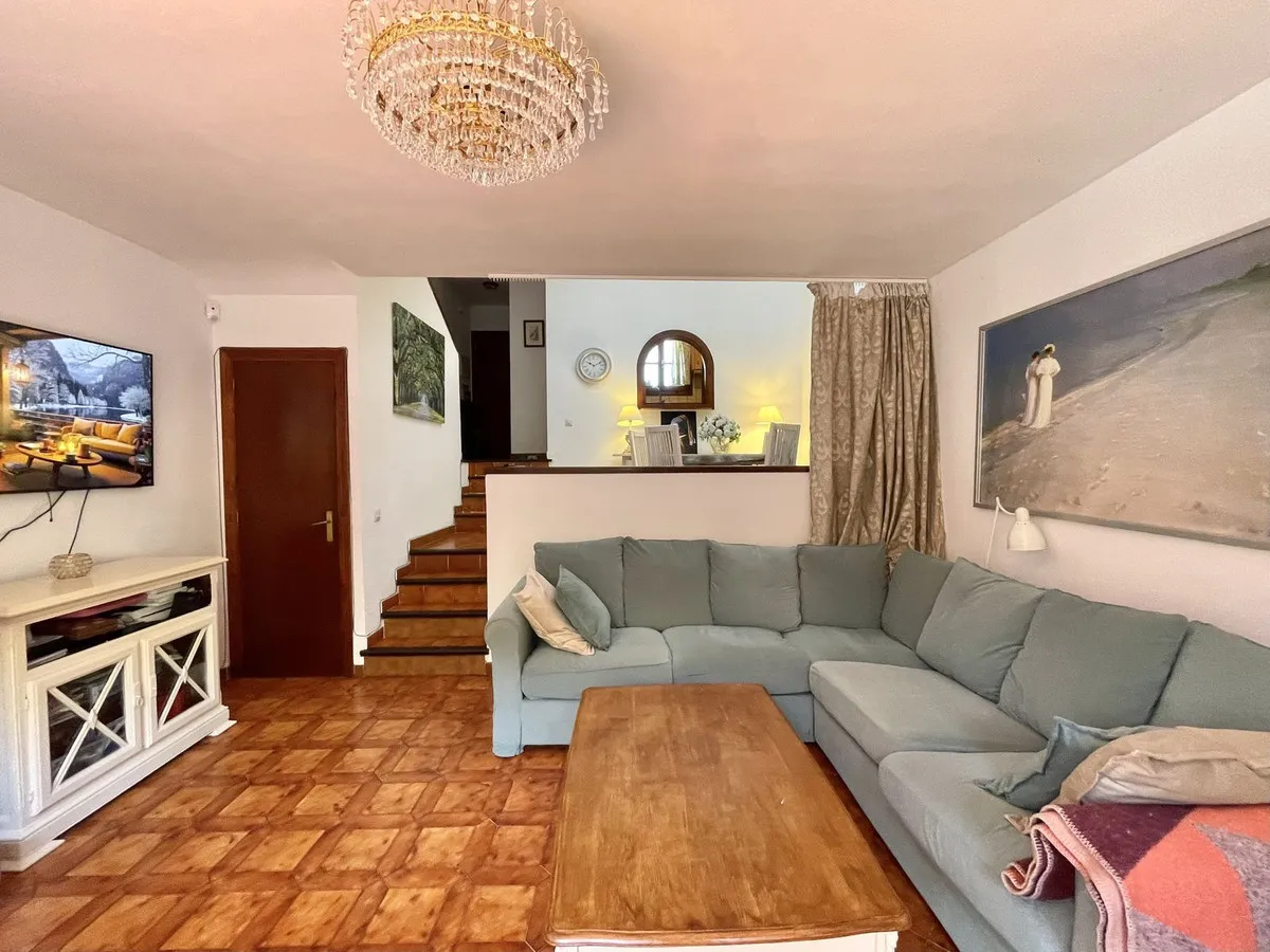 e14a516e-9c63-426f-b808-25f8af8c57de