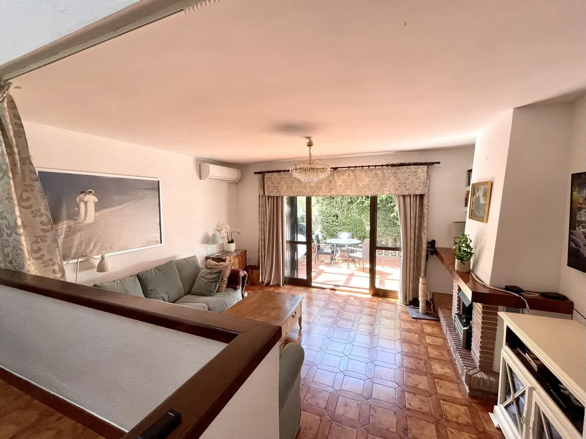 f695d353-4e14-4fd9-b5bd-4ee54429c362