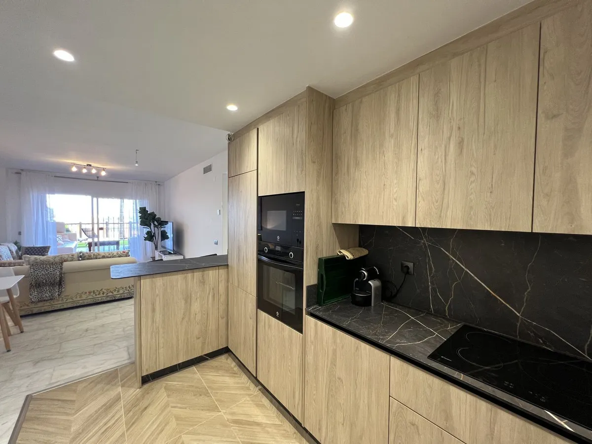 fdaa6896-0c0e-44ad-886e-11c439a40a8f