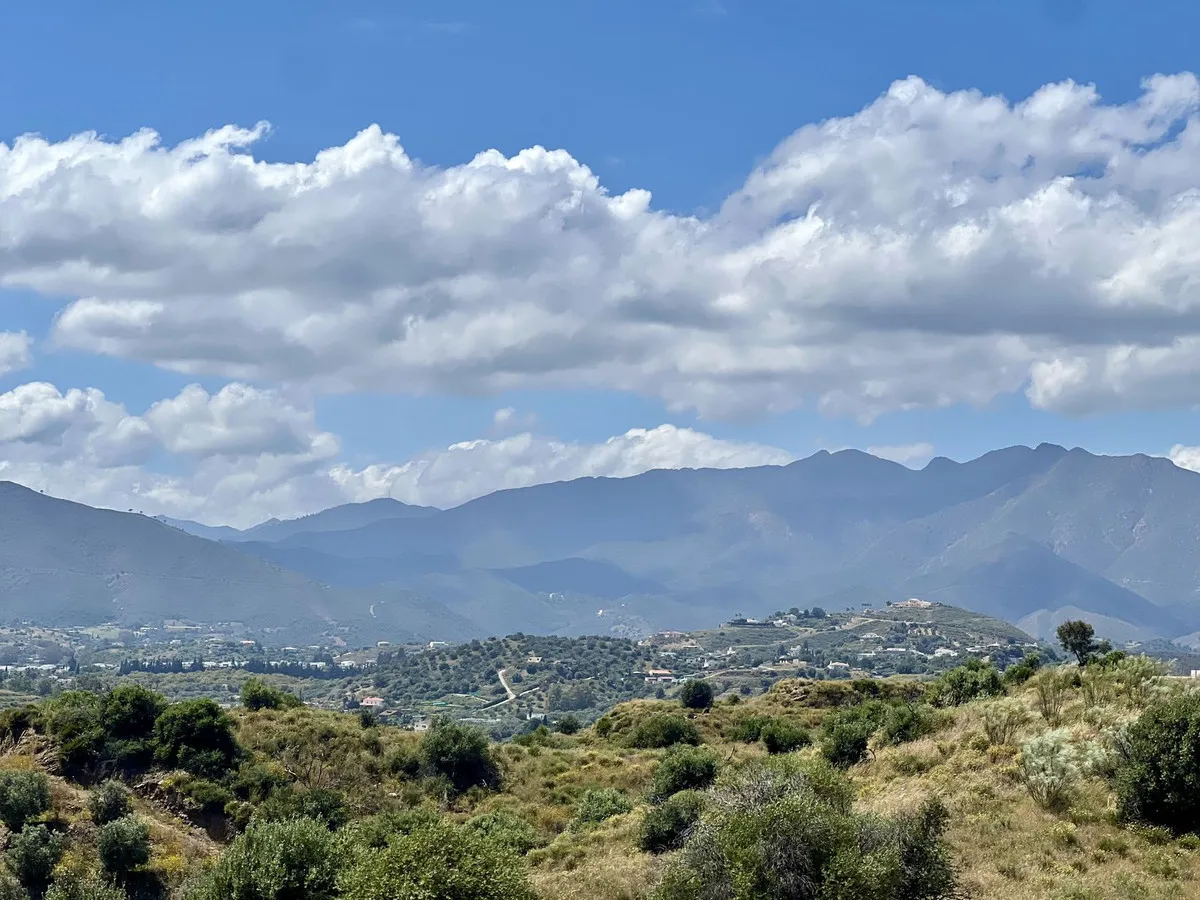 3d47876d-4280-4384-9a57-a8740ac26459