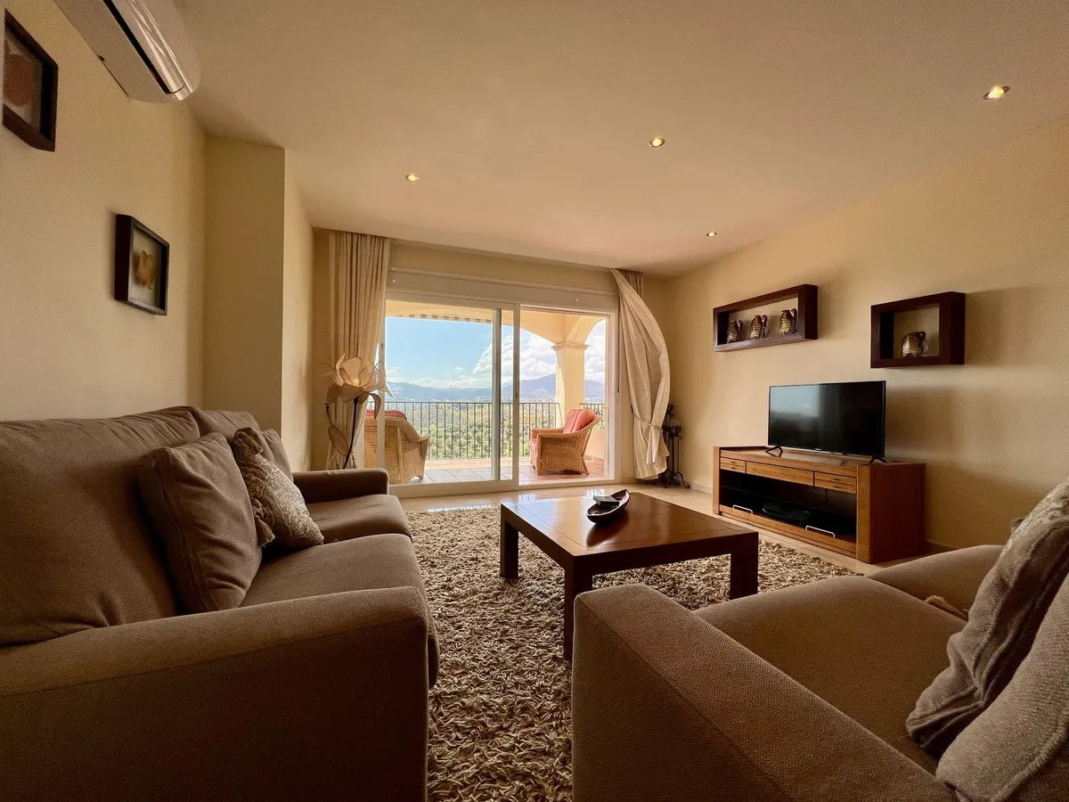 5bbc6ab0-a6e9-4ce2-95e9-85f8811e9e8a