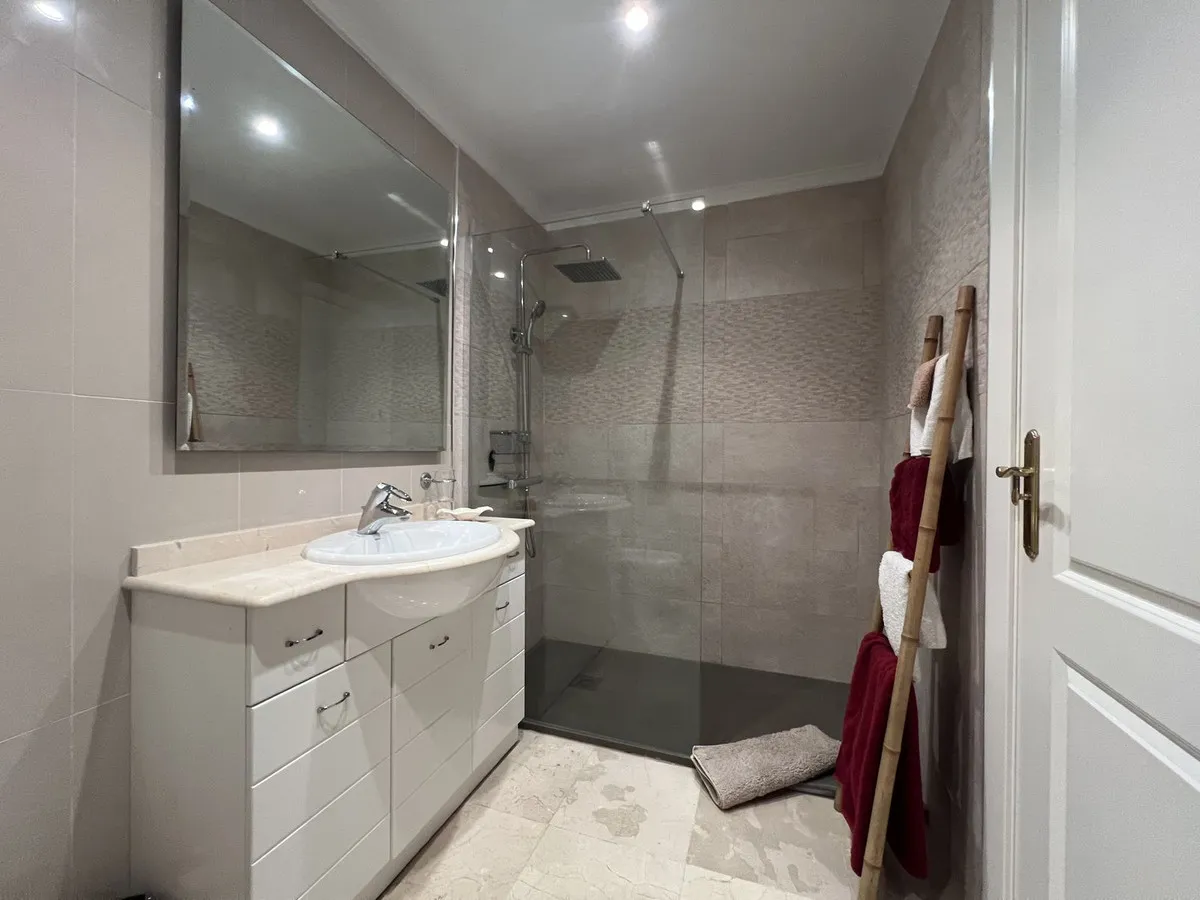 ae835583-c295-4d11-a213-fab967e4ea55