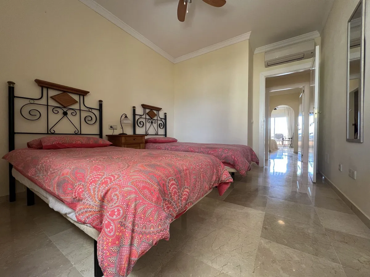 eda94578-3ada-4f8d-be6f-89dca23382e6