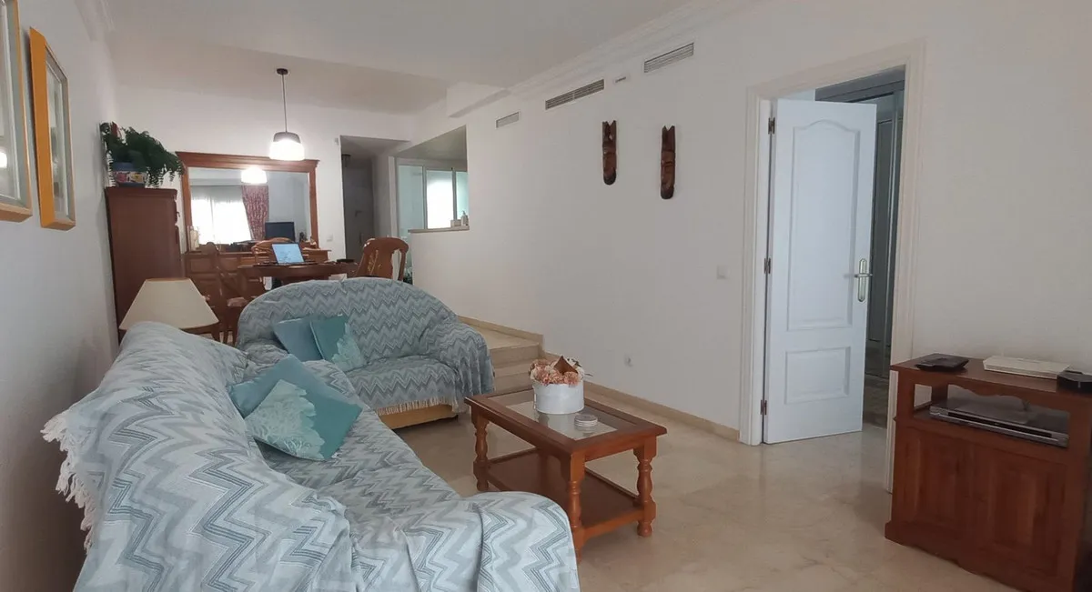 b15fc2e7-c360-4201-8eb8-619a24616c9c