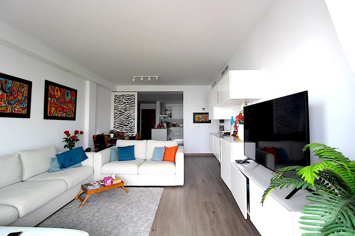 bb9165a9-2bb9-4d0c-8ea4-467cde62116e