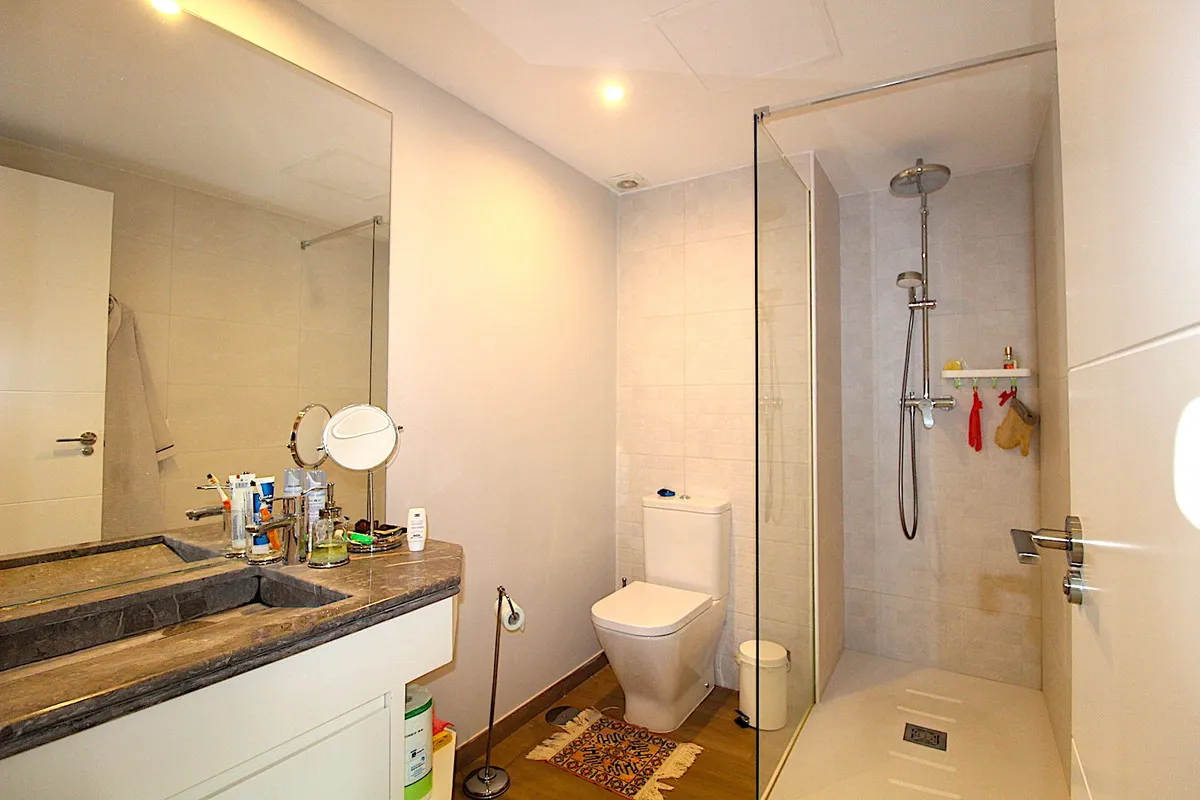 ef583c0f-d6c3-47b5-af63-fb13bae5bc88