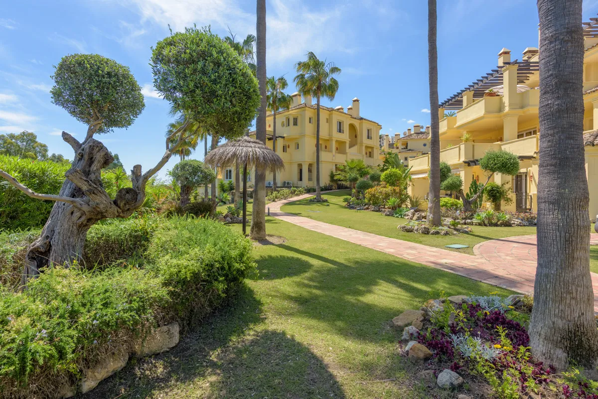 812bff16-8302-487b-bf8e-1ccd3fa48c83