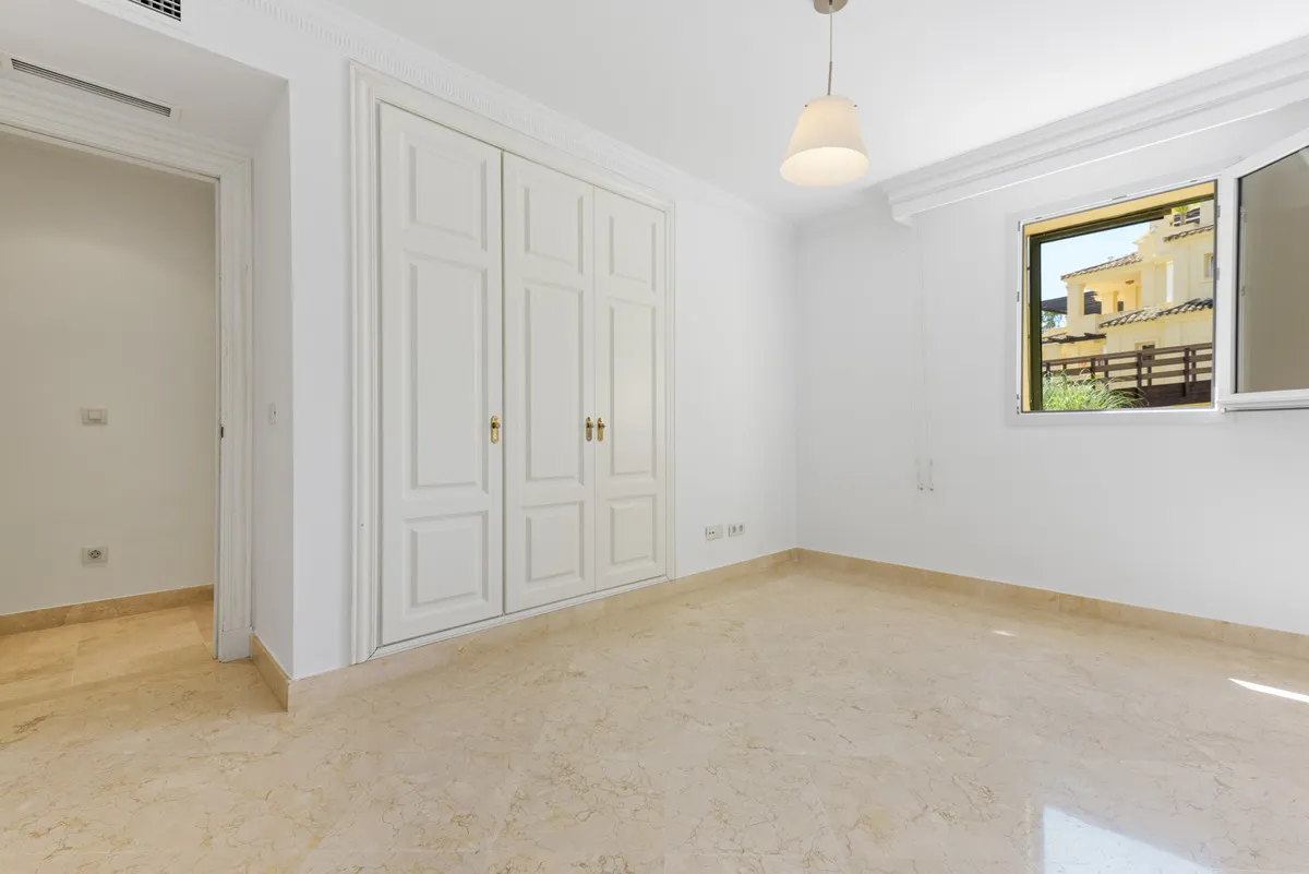 962aa4de-f05b-4cb3-a0b0-ddc9de68cdaa