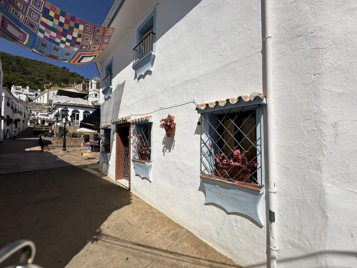 97d924dd-49fb-4d0a-b989-7372edba1911