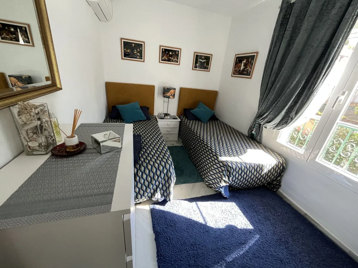 8c40f74a-233e-4e6c-b0d2-23c4c020a342