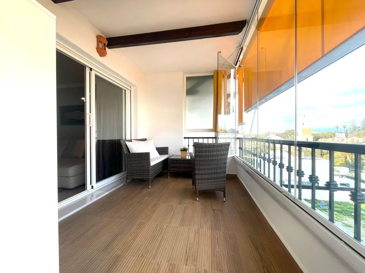 0b892c6a-c46d-4d26-891b-7013c2ec44e1