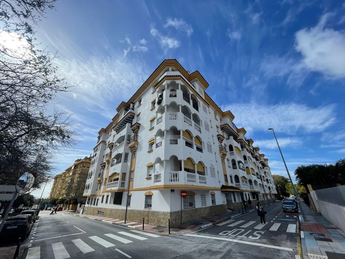 a4be35b3-c91a-4440-a7bb-a299cd48be58