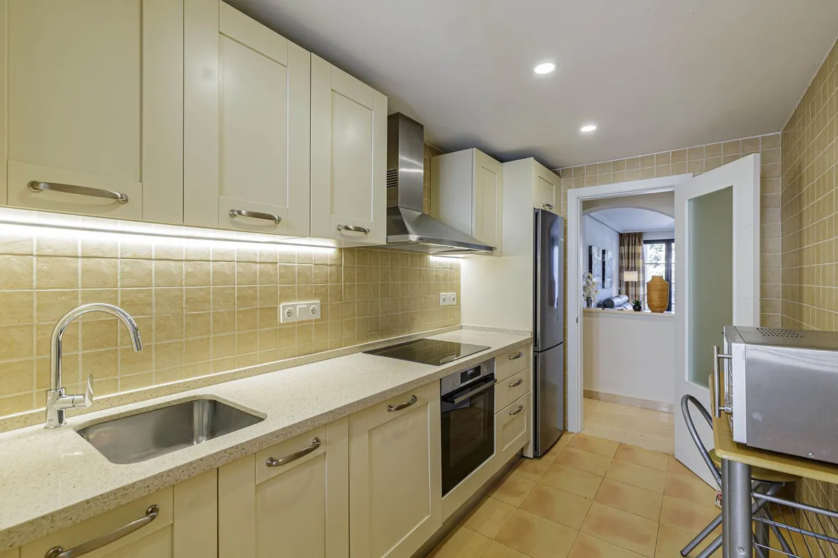 c50fd28c-7b42-4865-8881-7d0ebce94a27