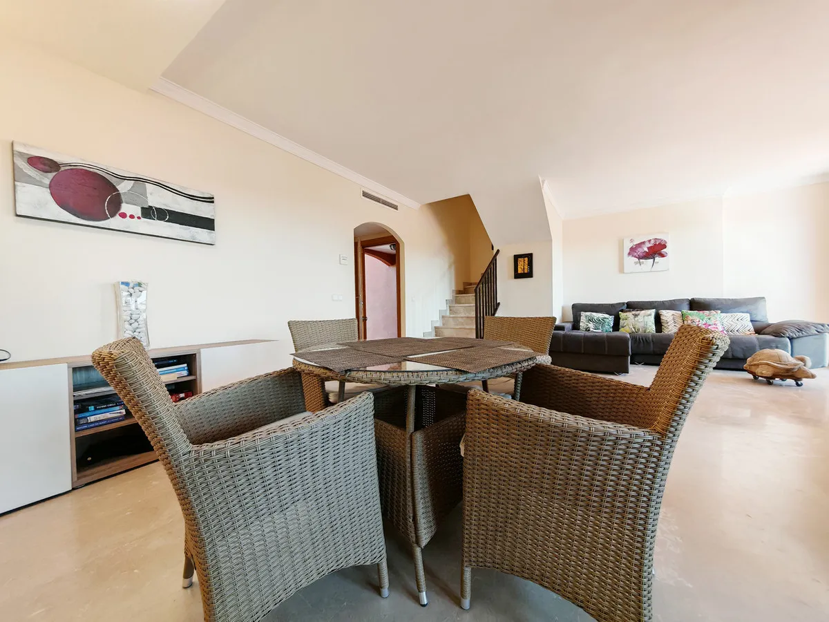 a67623dc-3bae-4870-947e-02c3cd9bd244