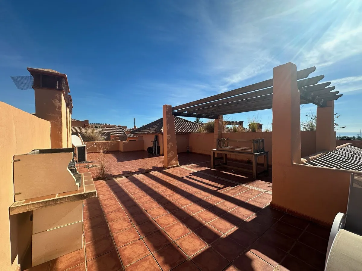 2d69f5a9-eff7-4aa1-a6c8-374327695ace