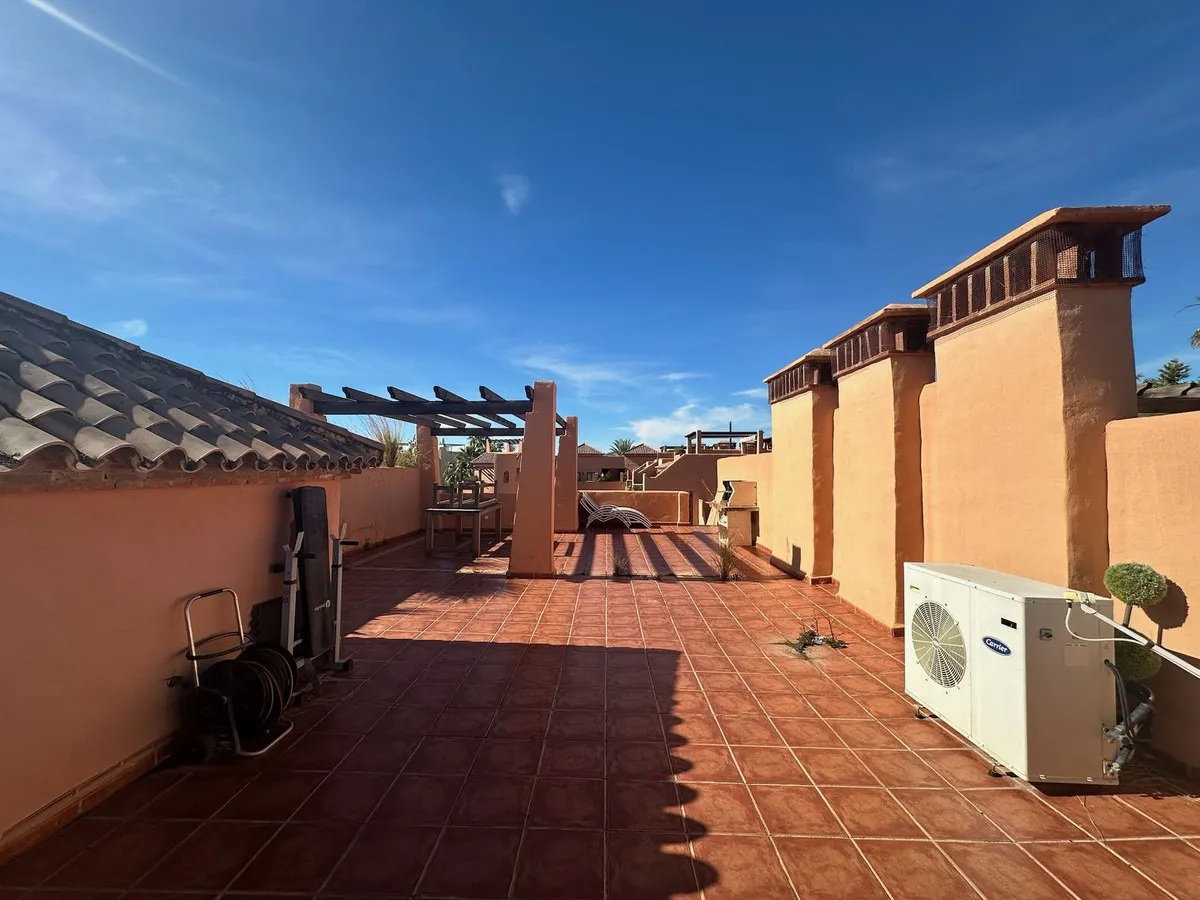 8b0fdcc9-5bb1-4c27-a058-253b3ae19b0e