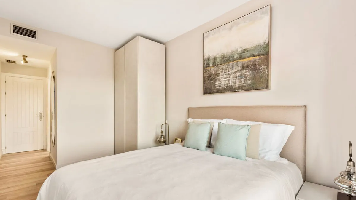 1e6ad9a0-10aa-45fb-be94-e23b0c4cce83