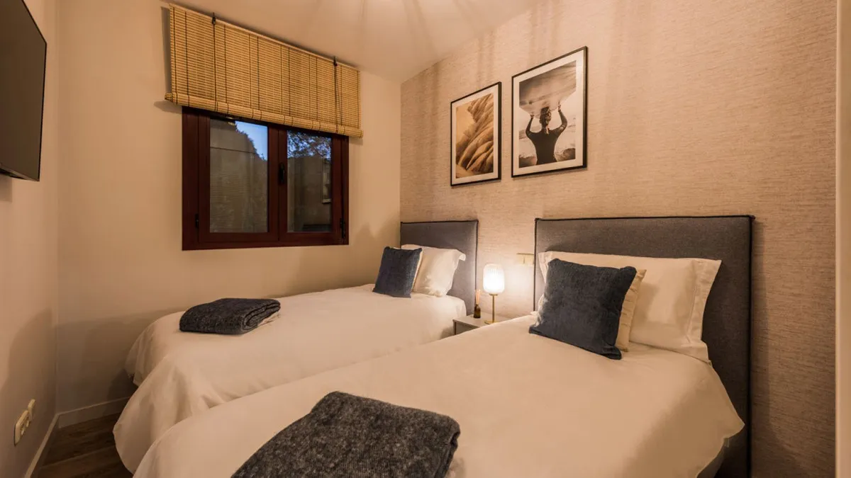 64aa25bb-411e-4034-a66d-73661bbbfa00