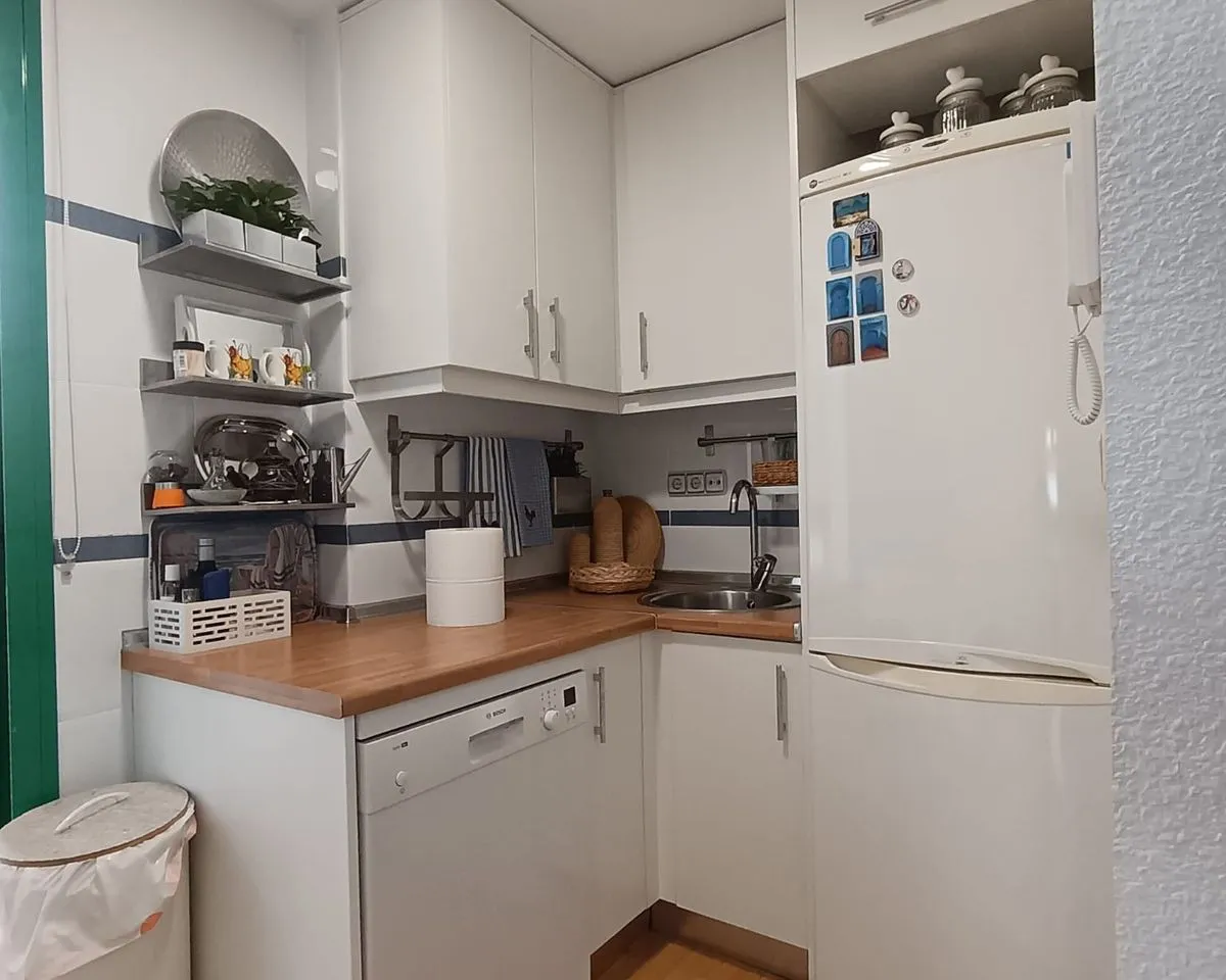 82d6a7f2-cd2e-44c1-a4b9-b05124c0a188