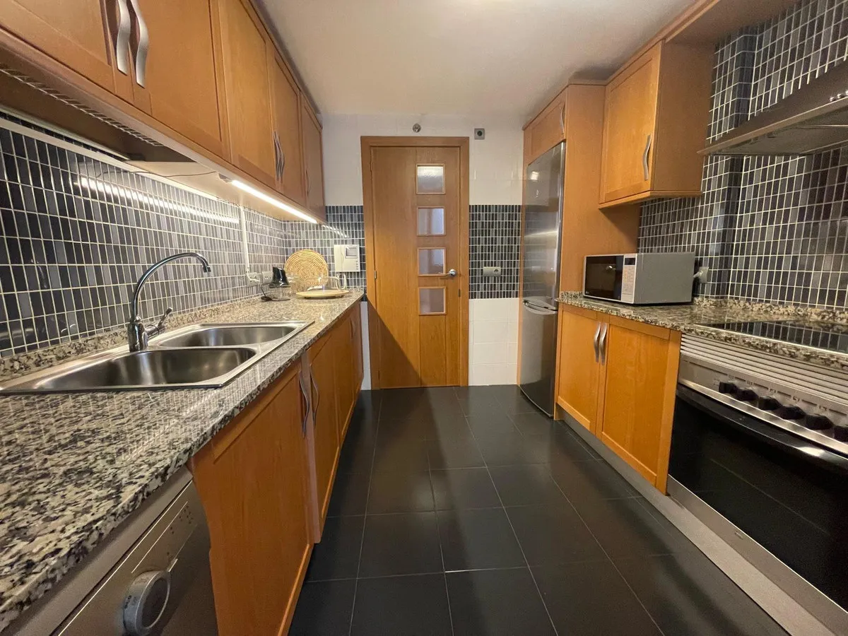 5c5ab714-31d6-4477-a86b-d787e34794af