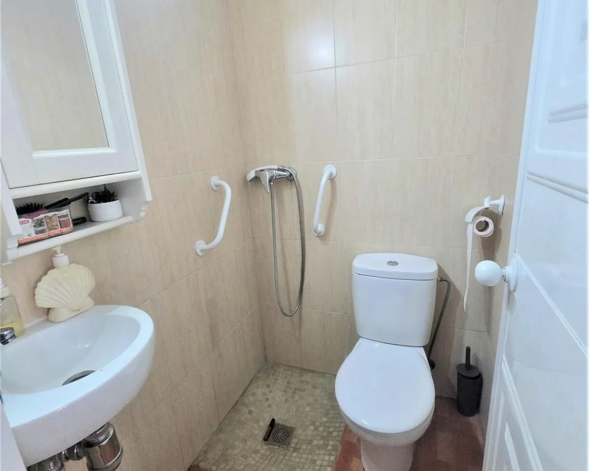 dcfa5e70-08d6-40ea-adb3-53964446a0e7