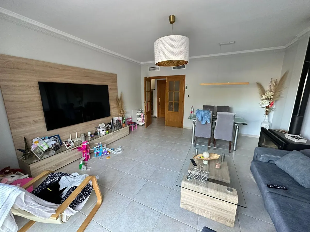 16c259a0-3d89-4f0c-ab70-6e98b93c9f36