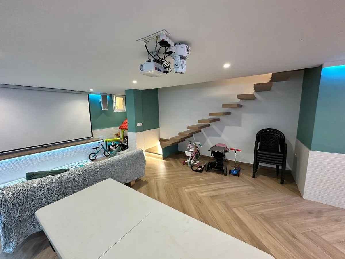 92627048-baaf-4ccb-aa73-4e0b82c721e6