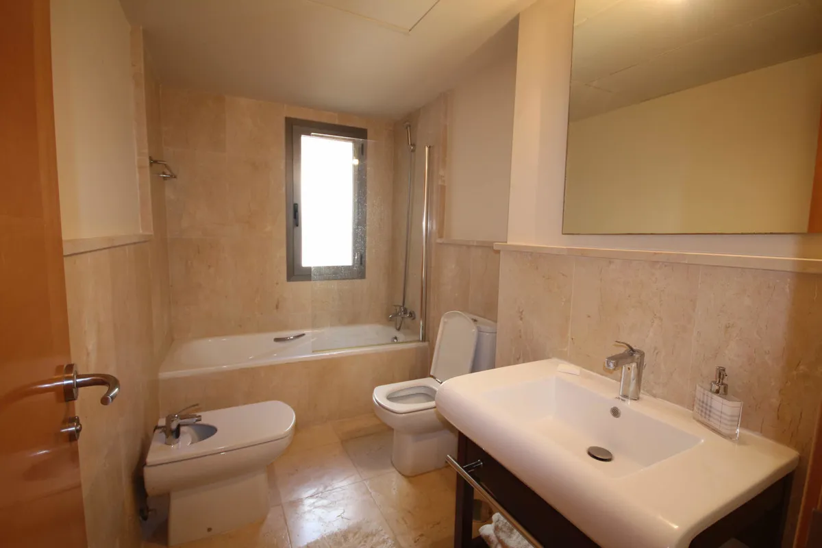 04aea2f5-17c8-4da8-bb7f-3e8dd6575a2c