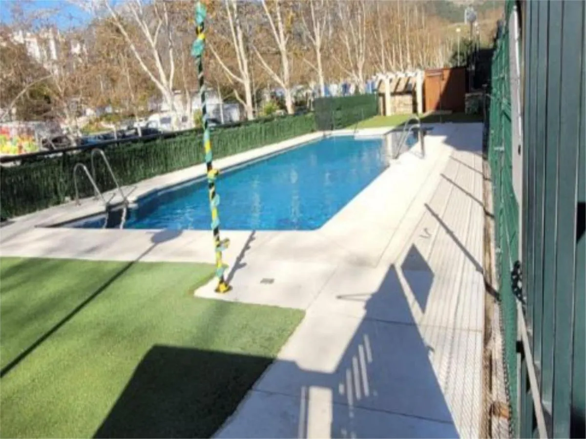 68e802f5-9d1e-427c-8b29-9c8a69bbdee6