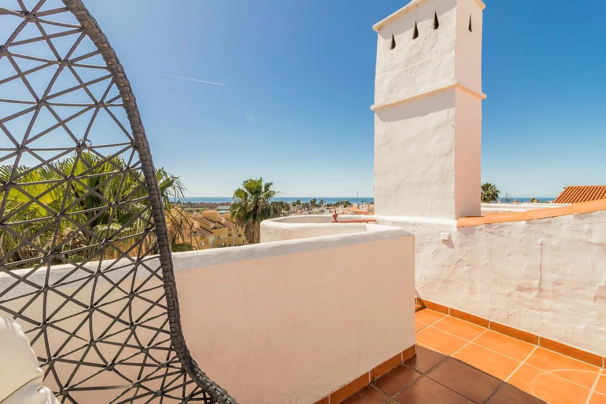 203dbf03-f12c-44d9-b395-6ea4b5589226