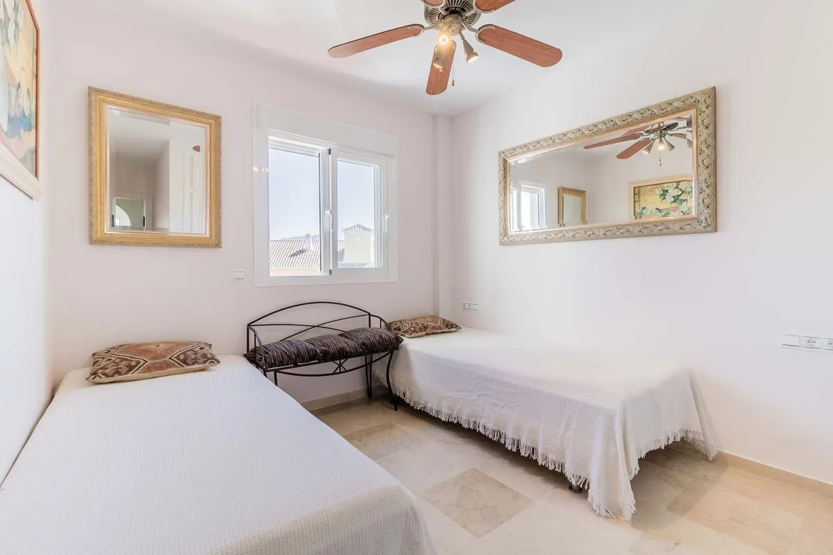 2e974e4e-7b49-47b4-9d55-bffc17cb01ad