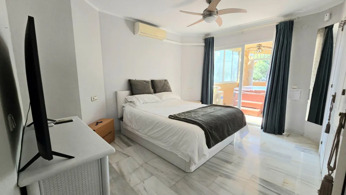 e8ae38f3-6b83-4957-ac4c-65896bec62da