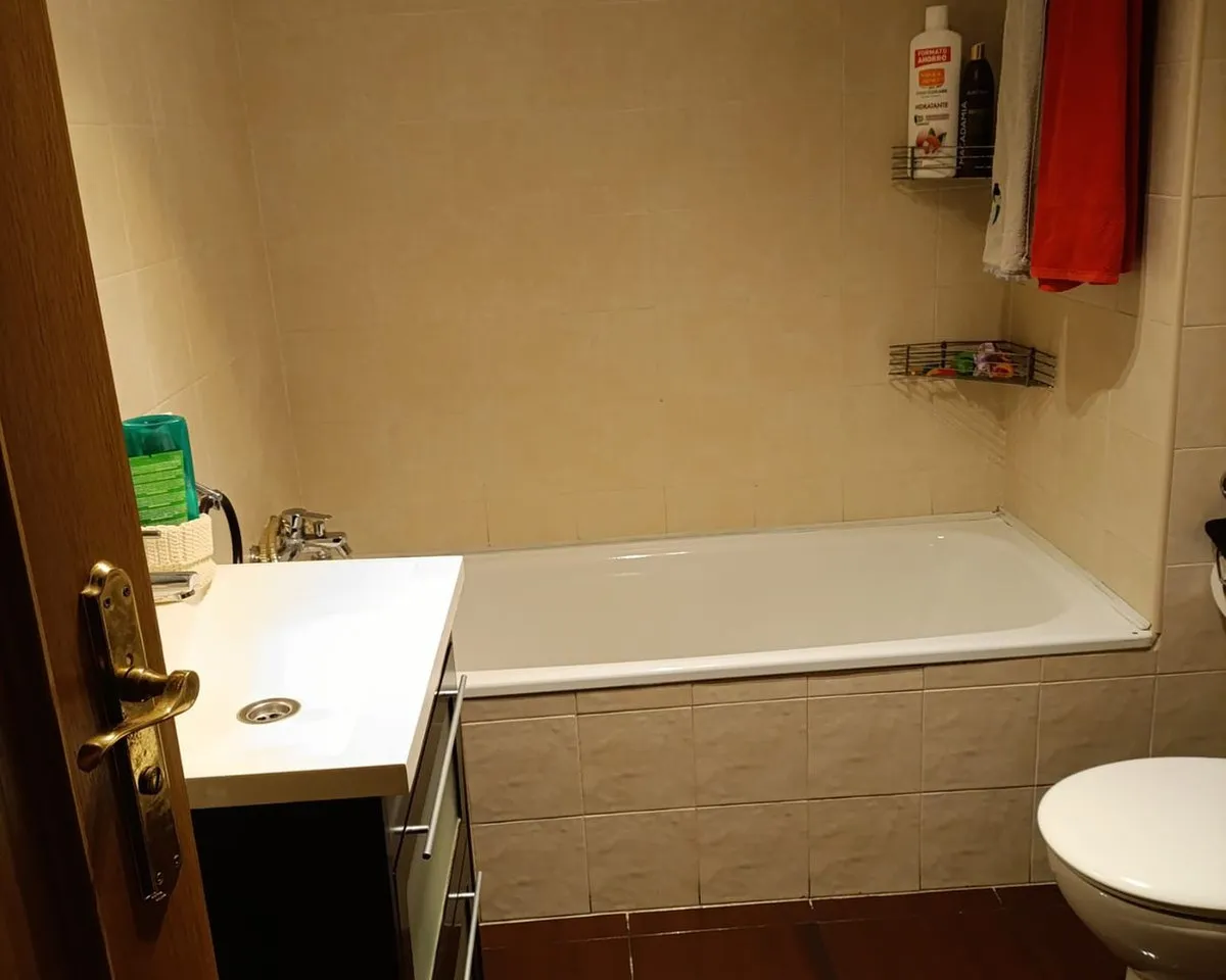 18192465-6d72-48fc-ae18-3fbf850b2960