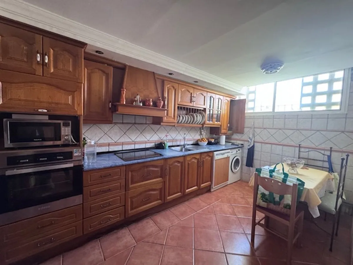 da7f4951-2cef-495c-8fd5-4ea426edc4fd