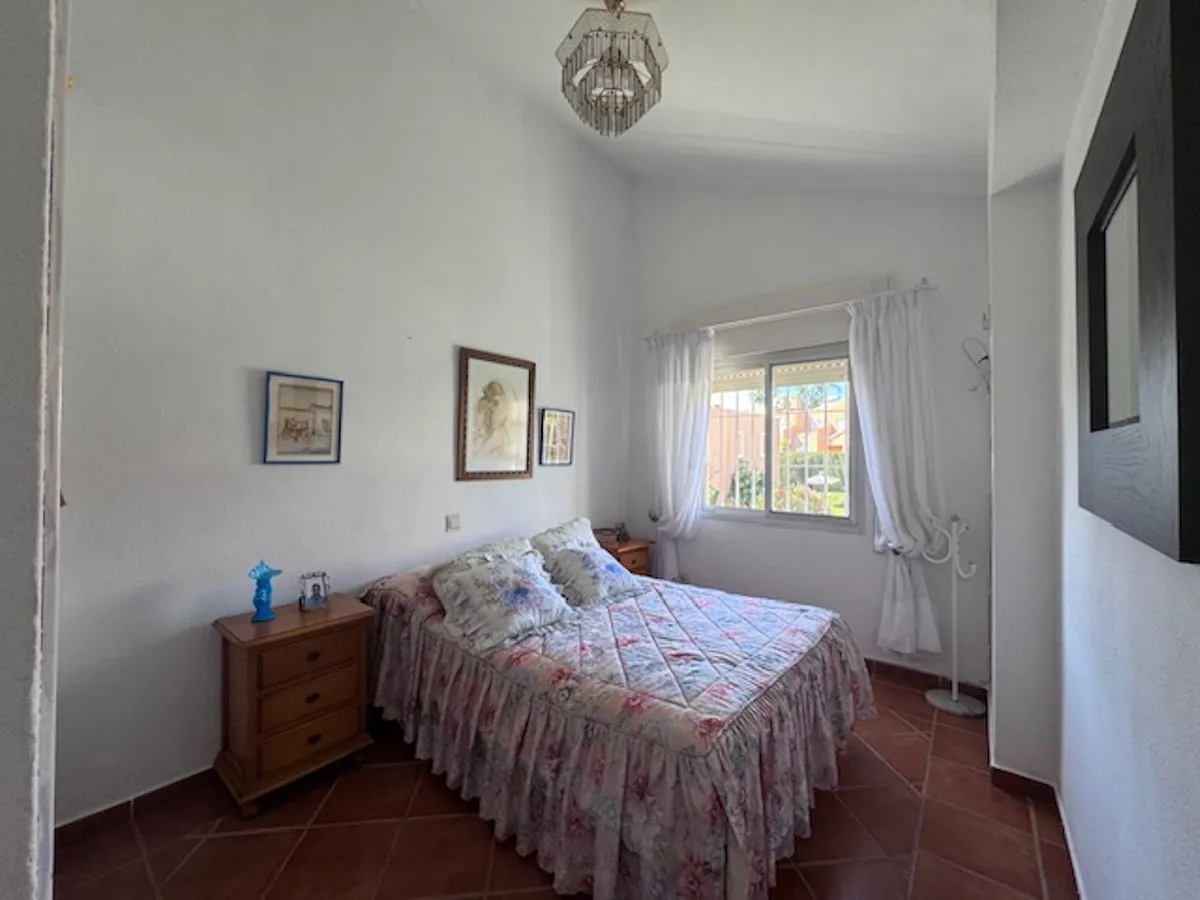 ff9a1369-9133-4f4c-8839-4177486f1412