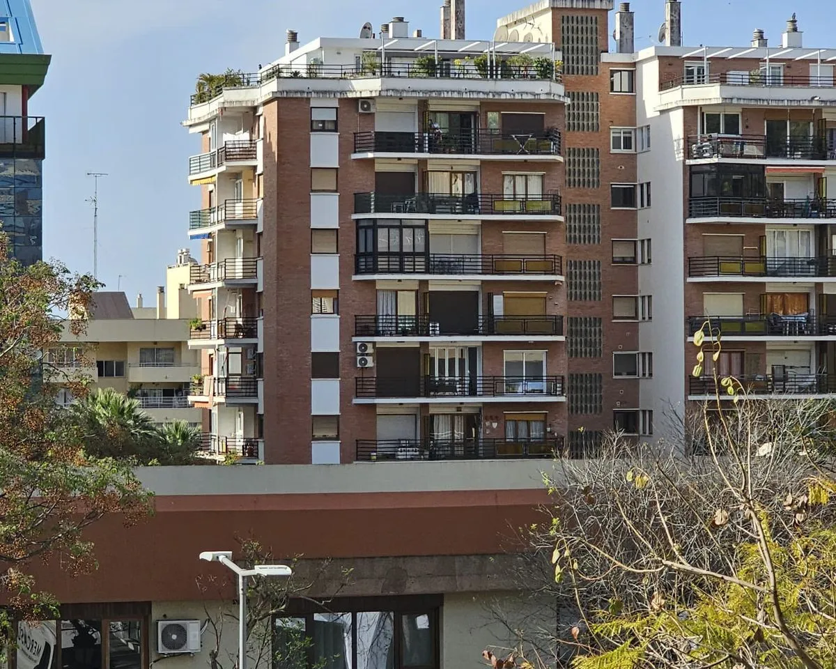 37402d07-a227-4114-8eea-5f78153ea400