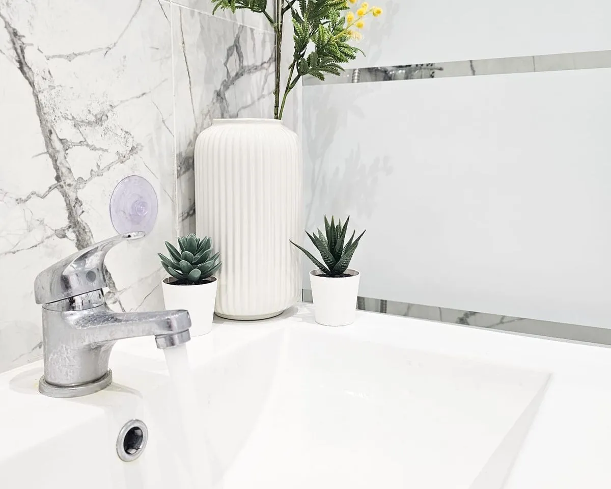 f22c504b-48bf-4d1f-83cc-791392d01d3e