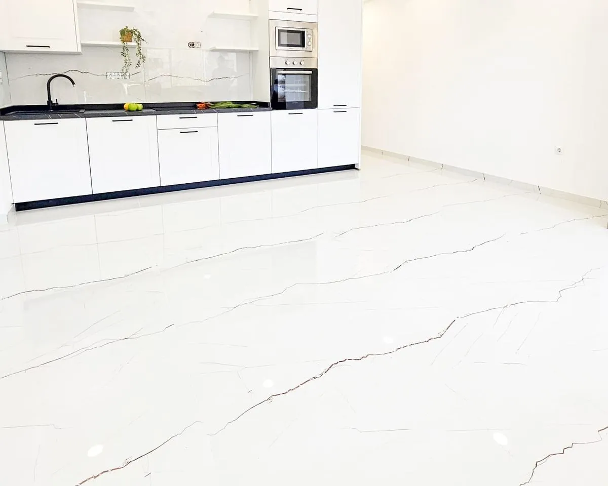 f684f06b-92c3-4054-818b-5f02dc190aca