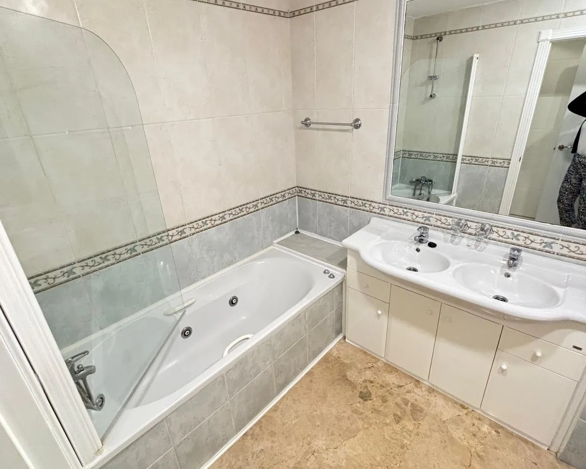 628496bf-c3df-4843-9ba8-149aa8757466