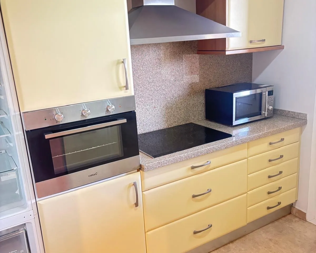 e86f979b-0eba-4e7f-9413-f2e2667353ec