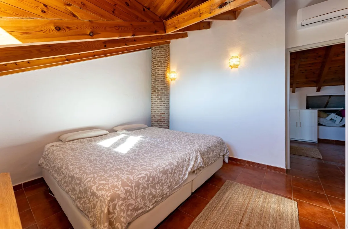 da15da06-fc6b-4b84-84df-6633506af9cc