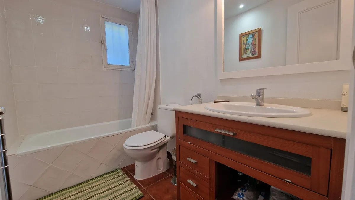 f2509b04-bfd2-41e3-8751-fb2e4b009dde