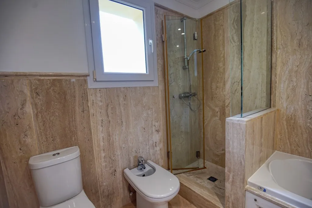 90c4a8e5-b735-4dab-b548-7b68fcd9dfbd