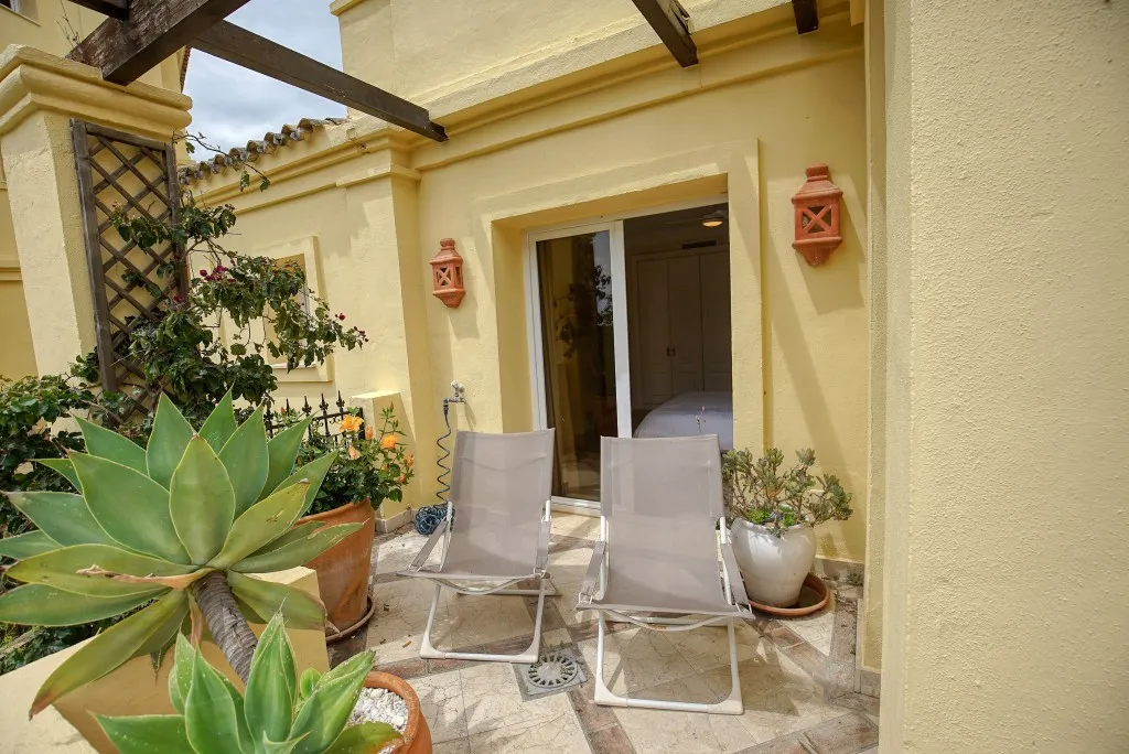 e7af7b67-5fdd-4b44-a7a4-e4d9fbb839a8