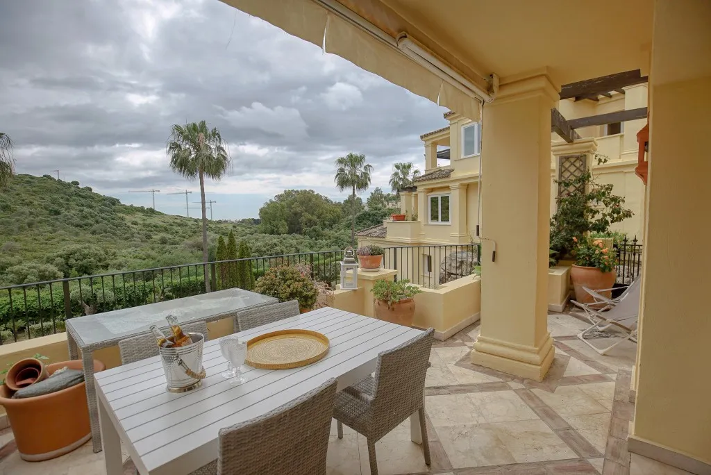 f1390562-1bca-4641-bdde-58906d14cca4