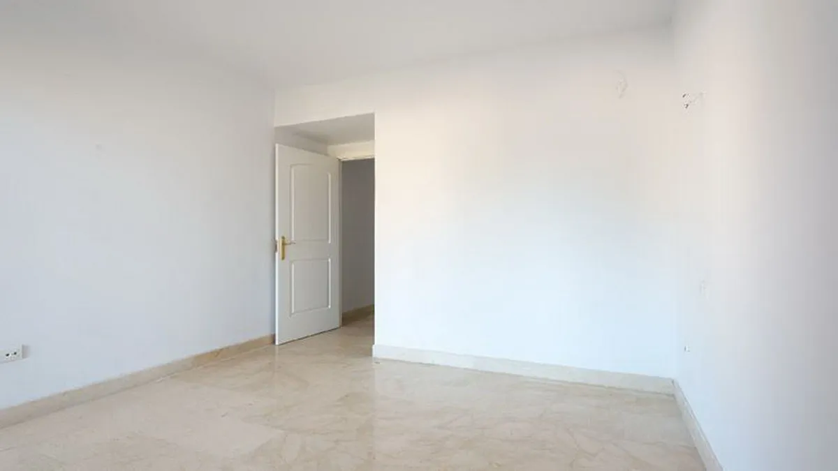 7d932d93-6c5e-4c23-bc47-ab28b7b4911b